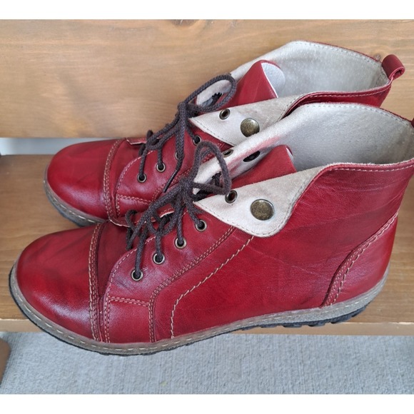 V-Italia Shoes - V-Italia Women's Red Water-Resistant Leather Lace-up Flat Ankle Boots 8.0 EU 39
